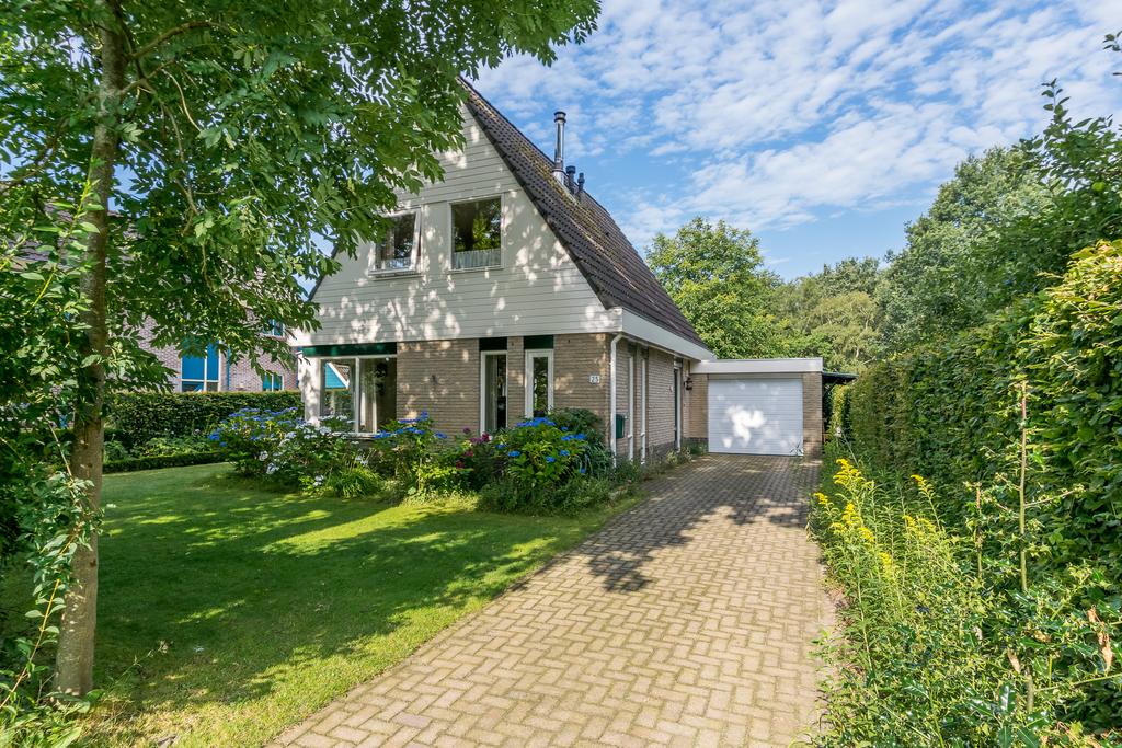 Tsjerkeleane 25 Langezwaag